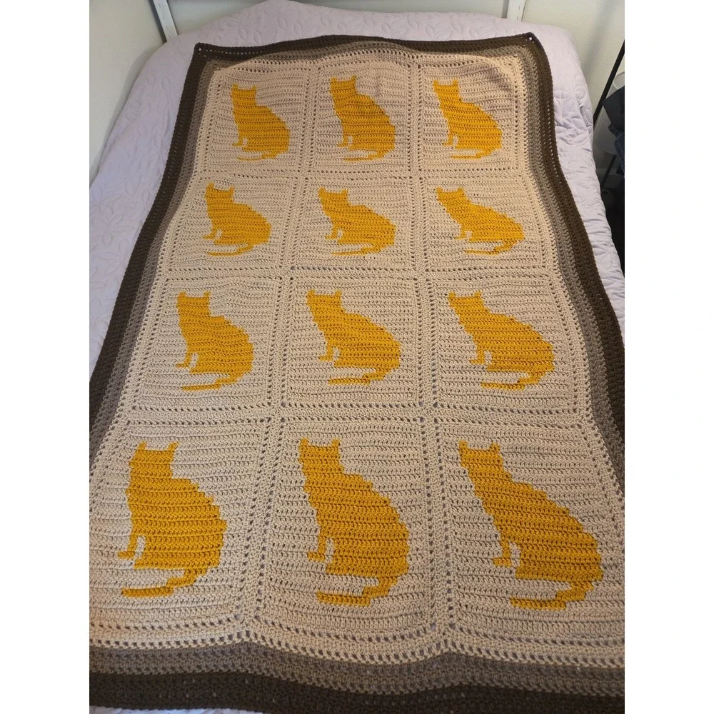 Handmade Sitting Kitty Throw Blanket Afghan Grandmacore Granny Chic